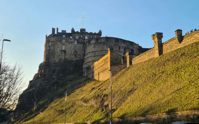 Visit Edinburgh Castle