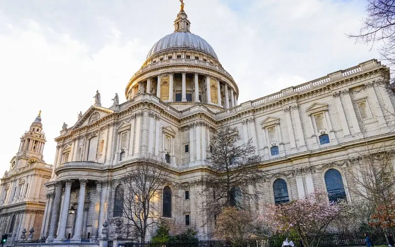 Visit St. Paul’s Cathedral