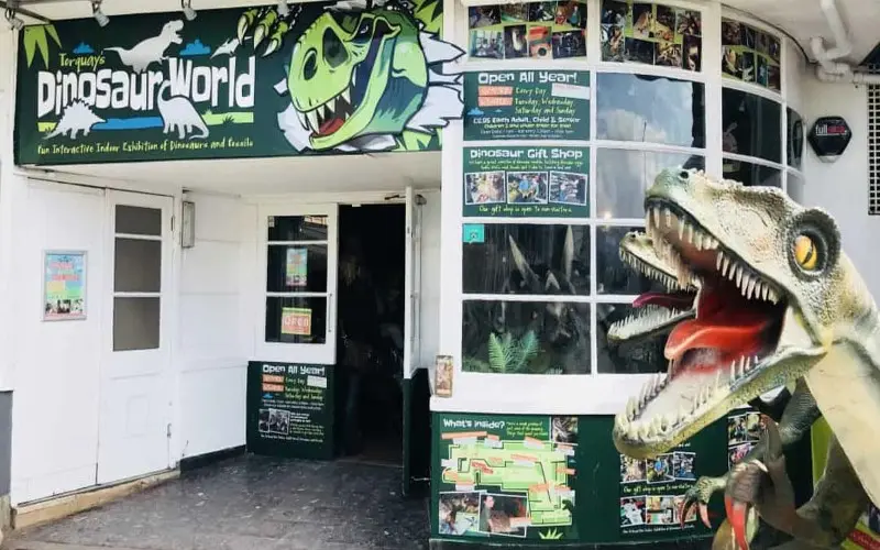 Visit Torquays Dinosaur World